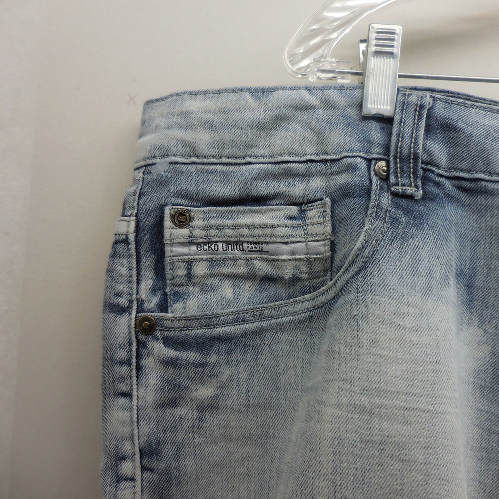 Ecko Unltd Mens Distressed Denim Shorts Light Wash Ripped Size 42 Streetwear‎